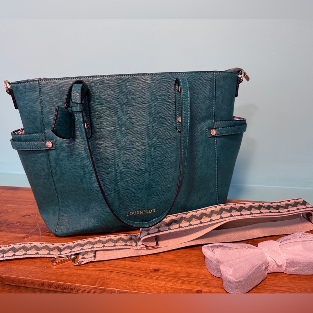 Louenhide Teal Tote Bag